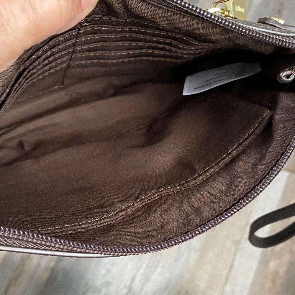Liz Claiborne Brown Diamond Pattern Wristlet